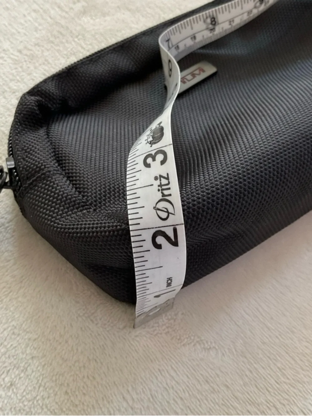 TUMI Delta Black Ballistic Nylon Travel Zip Pouch Toiletry Bag EUC